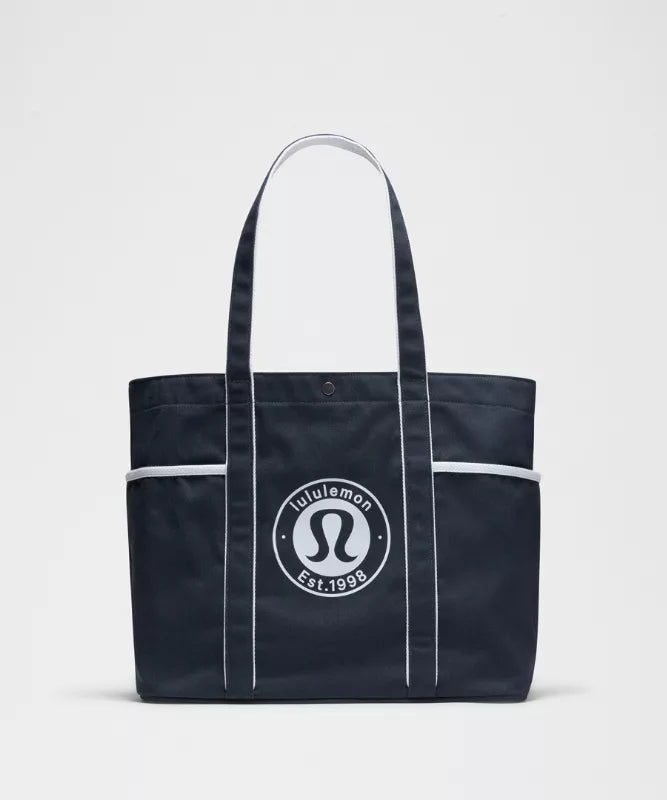 Daily Multi-Pocket Canvas Tote Bag 20L
Logo